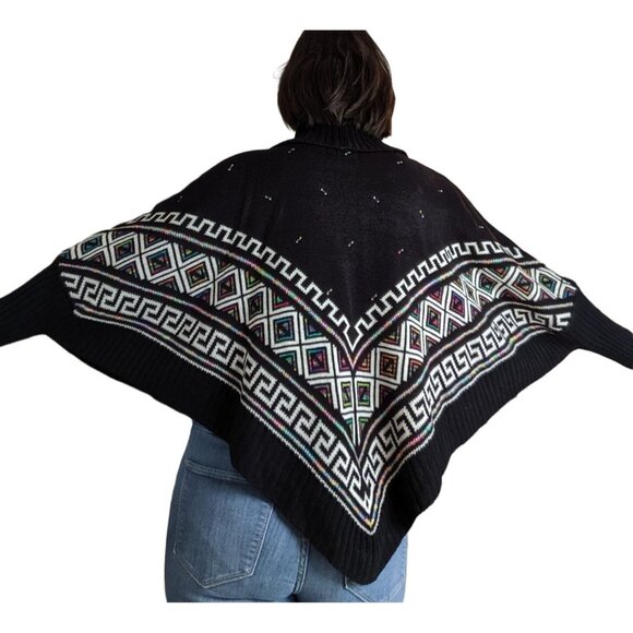 NWT Loana Lady Boutique Tribal Poncho Sweater One Size - Picture 8 of 10